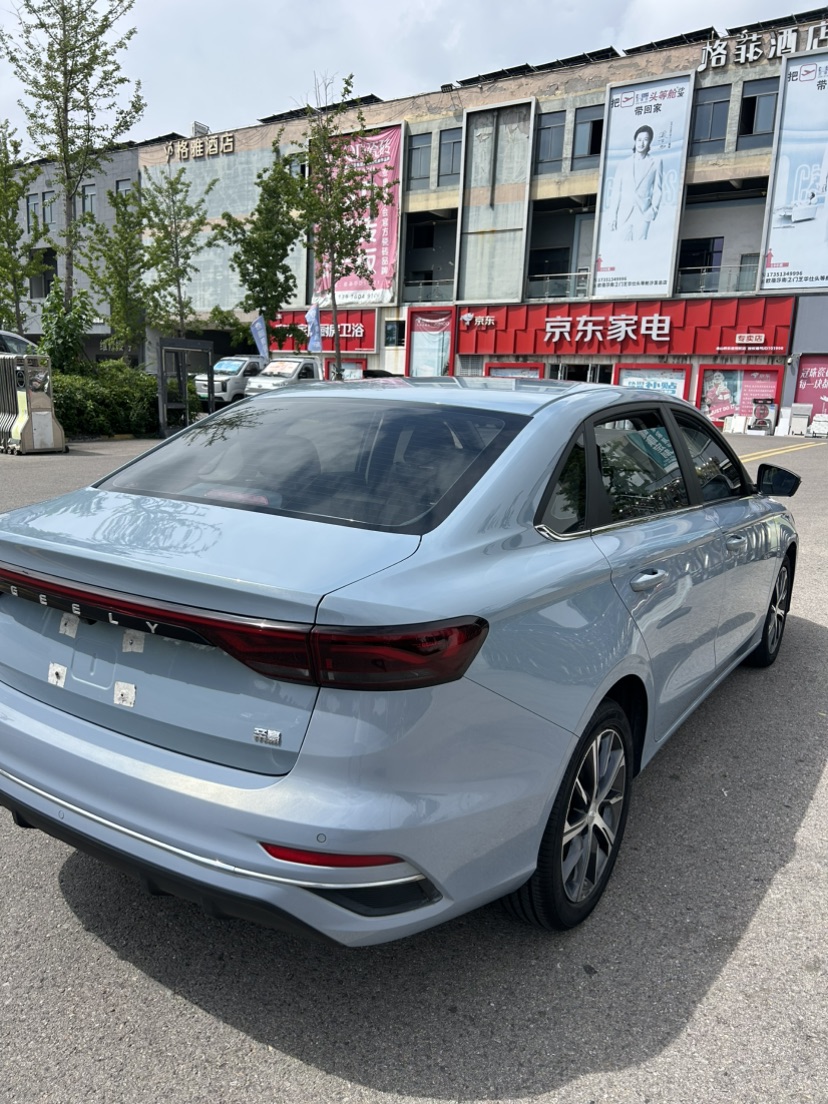 GEELY Emgrand 2023 #5 GEELY Emgrand 2023 car image #5