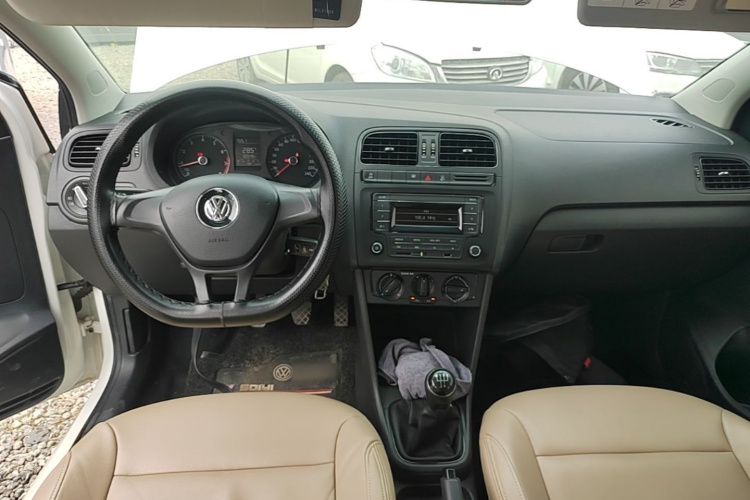 Volkswagen Polo 2019 #11 Volkswagen Polo 2019 car image #11