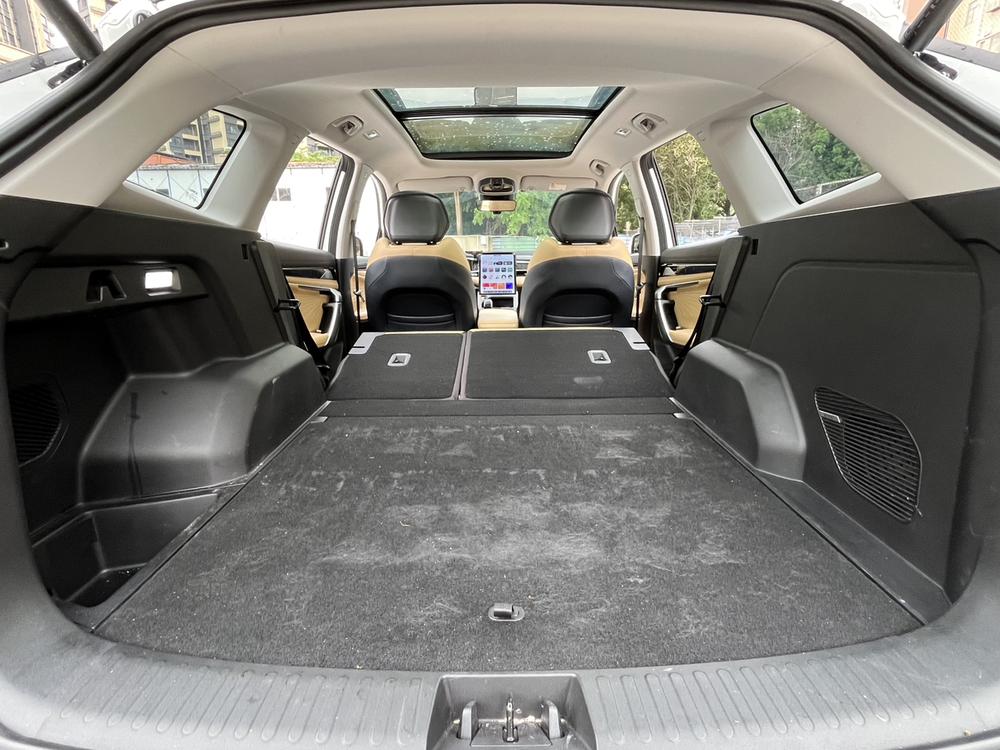 GEELY Boyue L 2023 car image #14