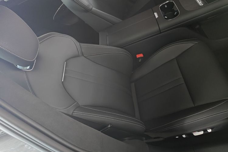 2026 #24 2026 imagem de carro #24