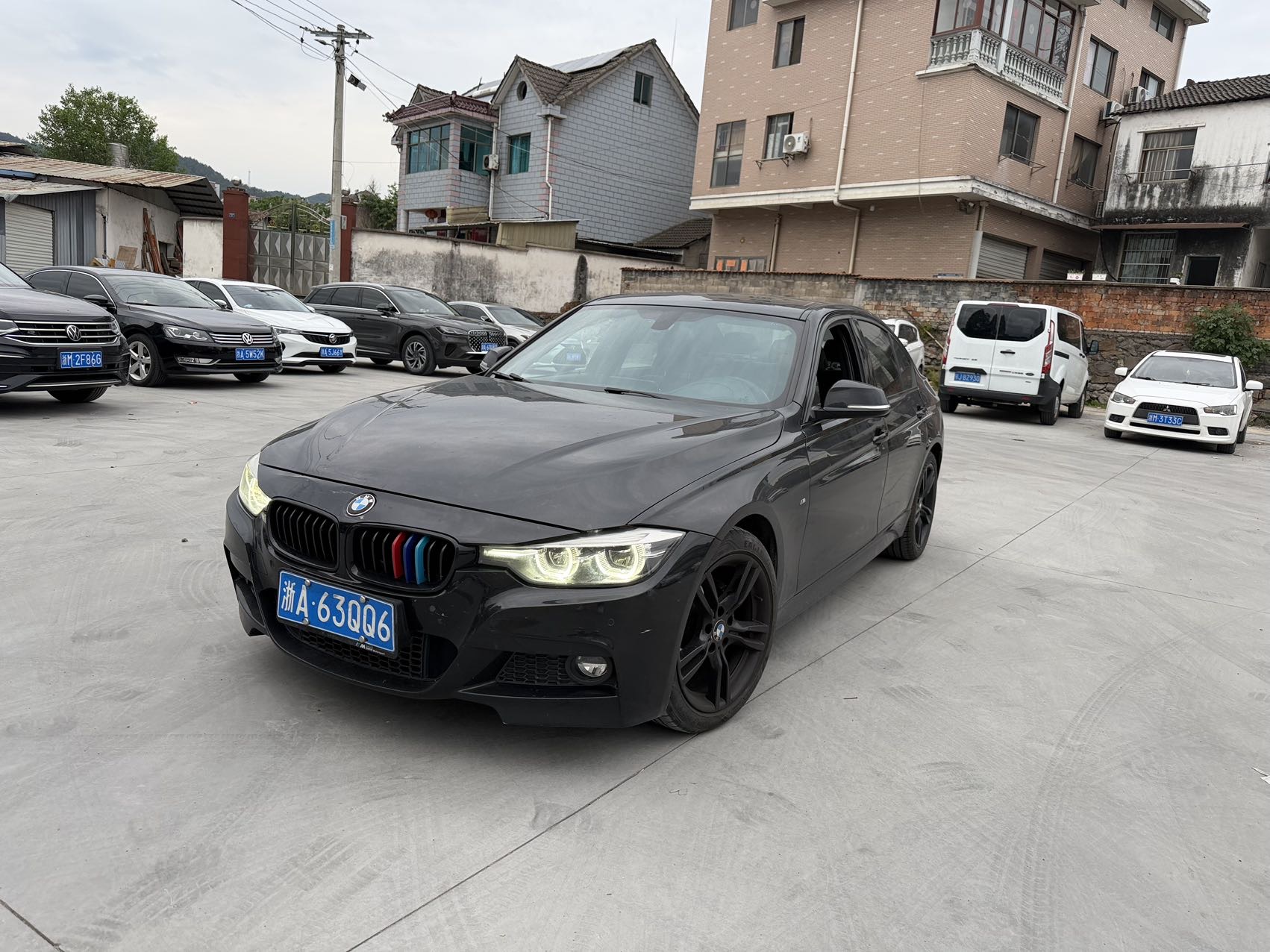 BMW 3 Series 2018 BMW 3 Series 2018 car image