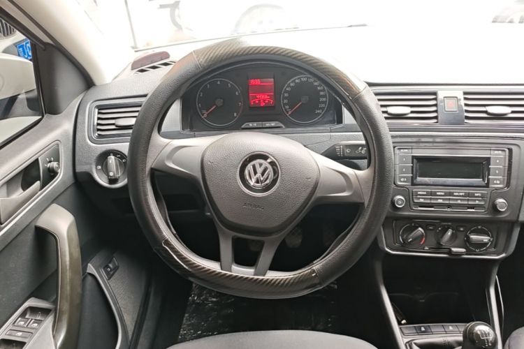 Volkswagen Santana 2020 immagine di auto #11