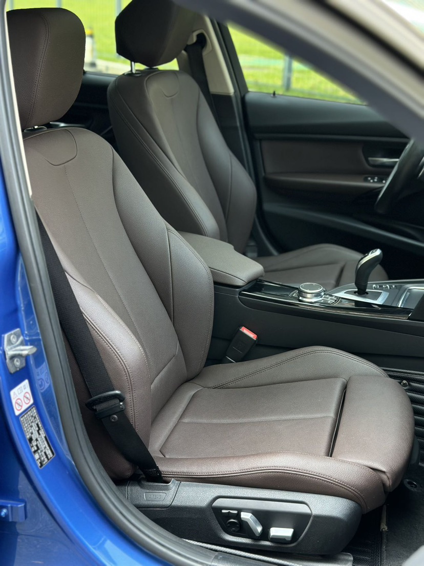 BMW 3 Series 2019 #23 BMW 3 Series 2019 car image #23