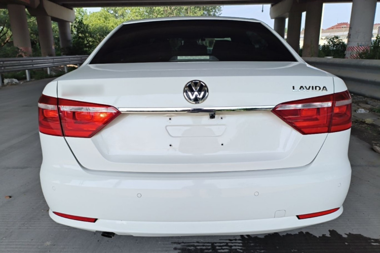 Volkswagen Lavida 2015 #6 Volkswagen Lavida 2015 car image #6
