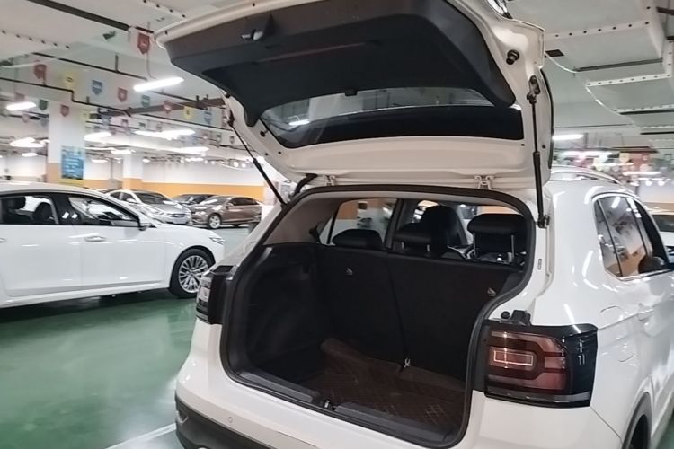 Volkswagen Tacqua 2021 #21 Volkswagen Tacqua 2021 صورة سيارة #21