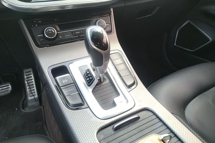 GEELY Emgrand GS 2017 #14 GEELY Emgrand GS 2017 car image #14