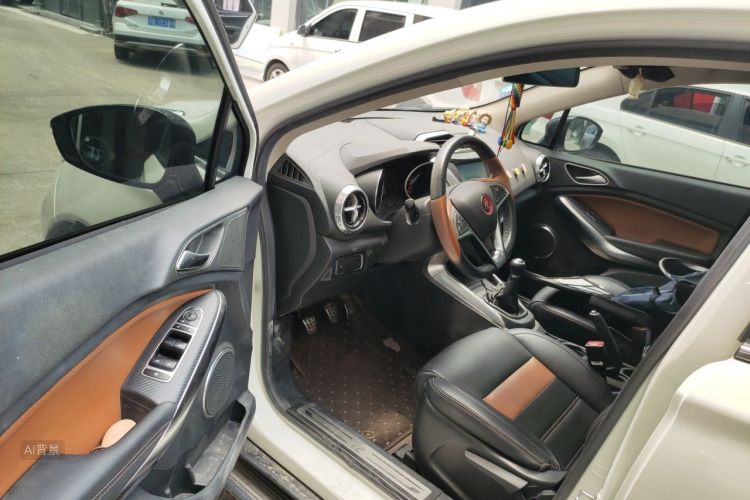 BYD Yuan 2016 car image #18