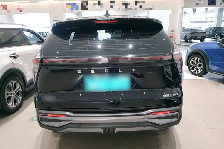 GEELY Boyue L 2024 car image #6