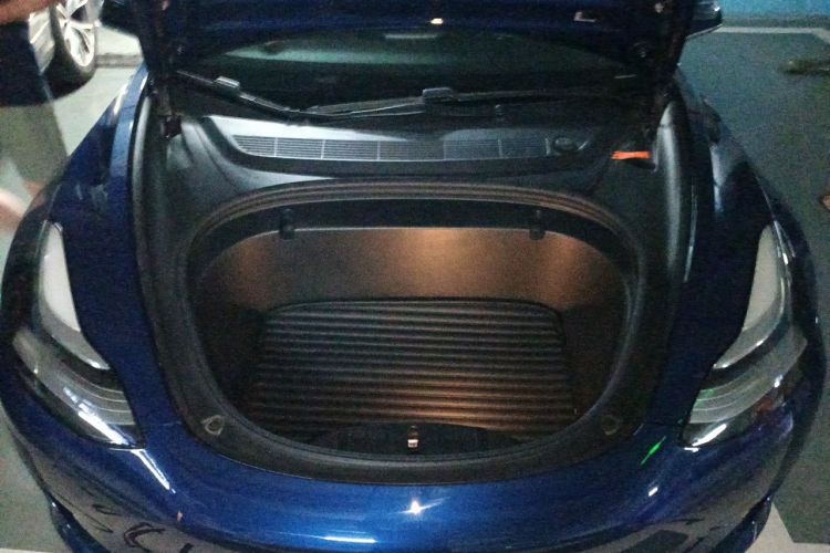 Tesla Model 3 2020 immagine di auto #22