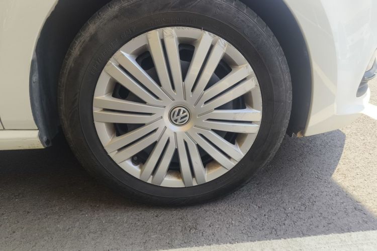 Volkswagen Polo 2018 car image #6