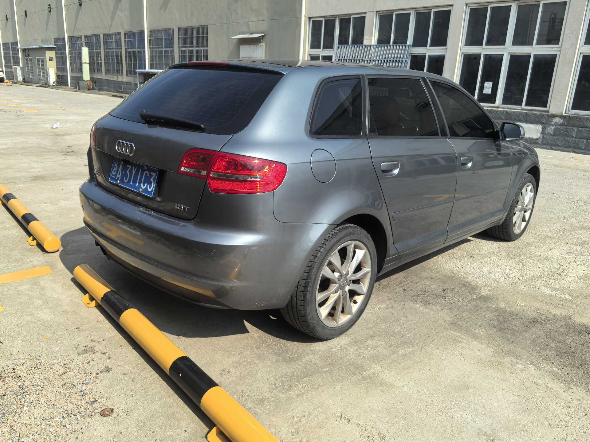Audi A3 (Imported) 2011 car image #3
