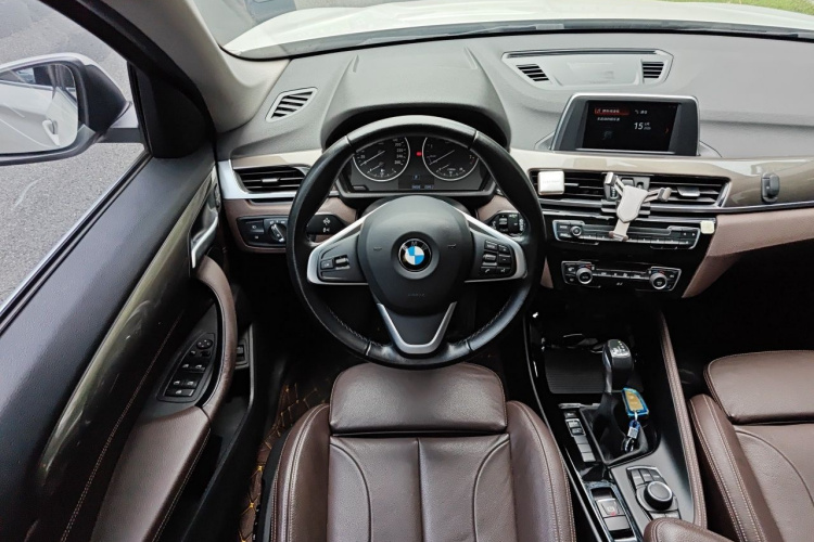 BMW X1 2018 #11 BMW X1 2018 car image #11