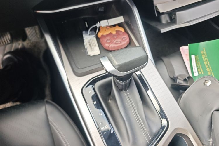 GEELY Emgrand 2022 car image #16