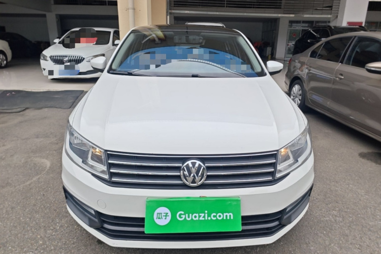 Volkswagen Santana 2017 car image #3