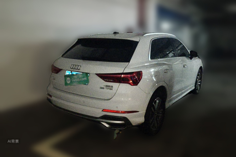 Audi Q3 2020 car image #7