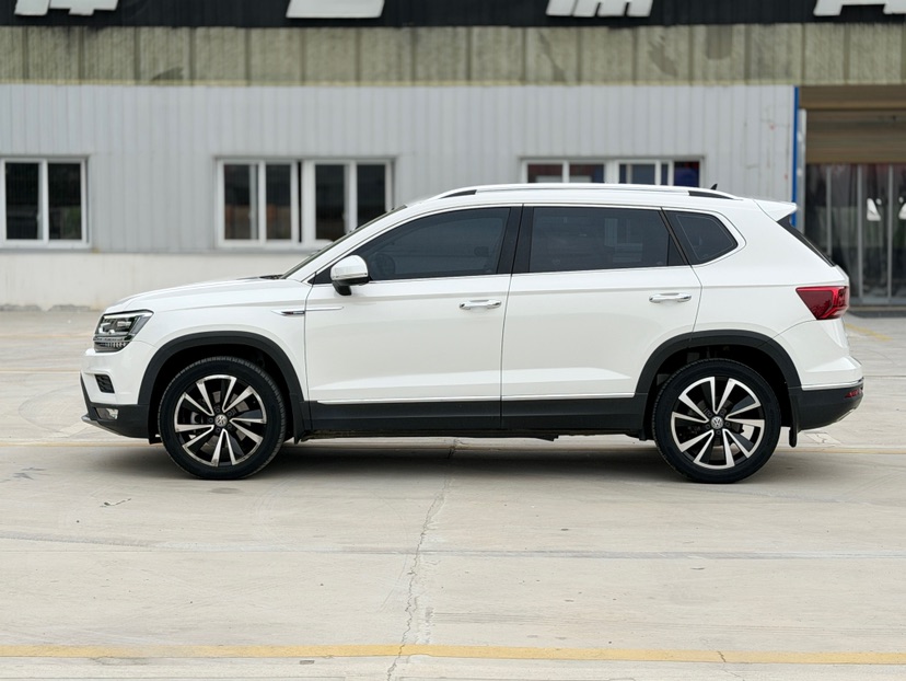 Volkswagen Tharu 2020 car image #3