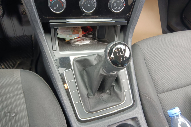 Volkswagen Golf 2018 #16 Volkswagen Golf 2018 car image #16