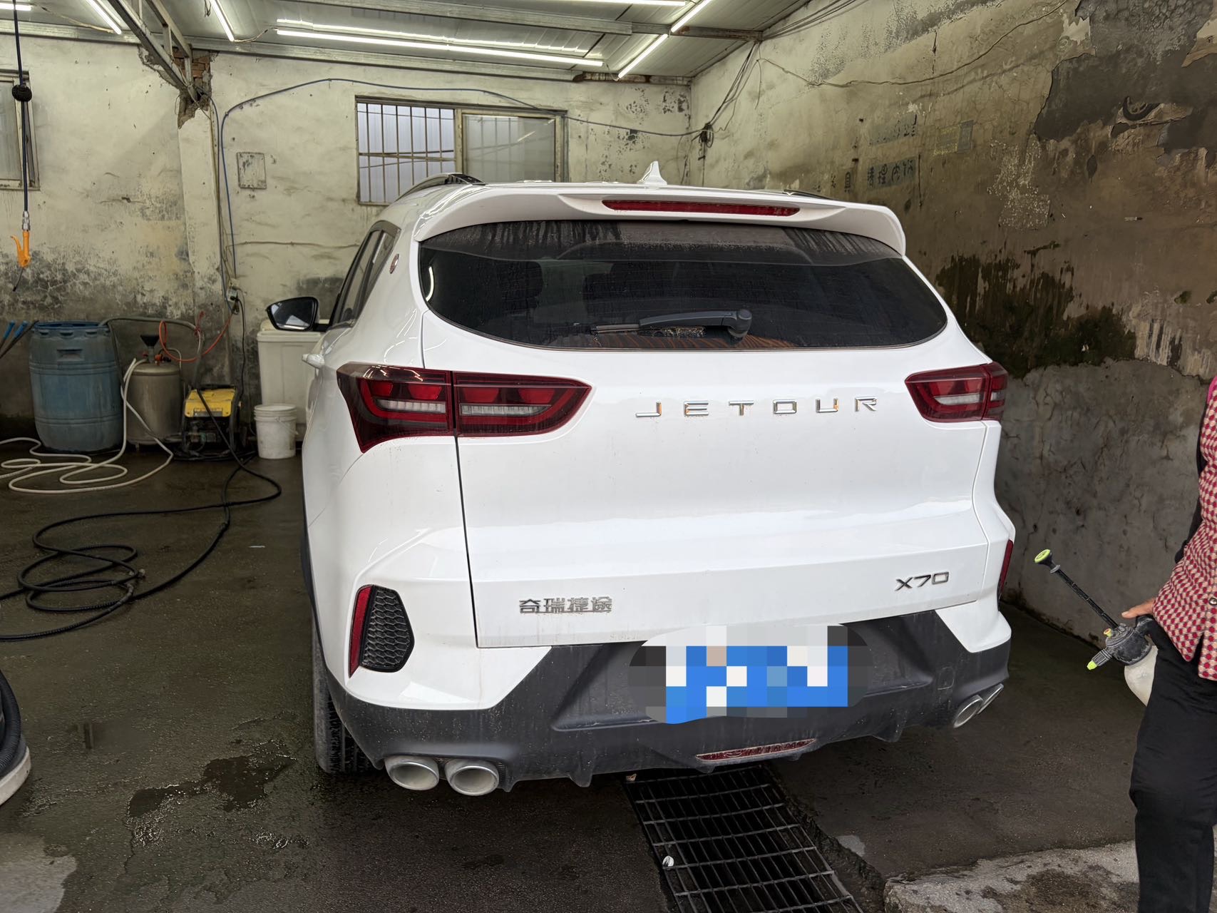 Jetour X70 2023 car image #7