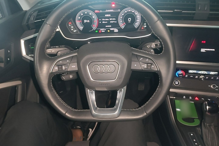 Audi Q3 2023 #11 Audi Q3 2023 car image #11