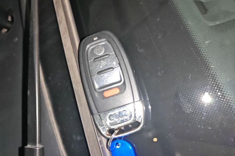 Audi A3 2017 car image #9