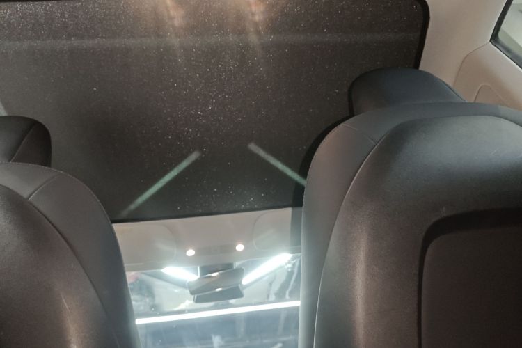 Tesla Model 3 2021 car image #18