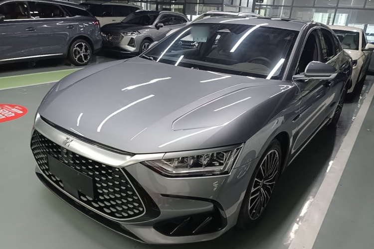 BYD Han 2022 car image #2