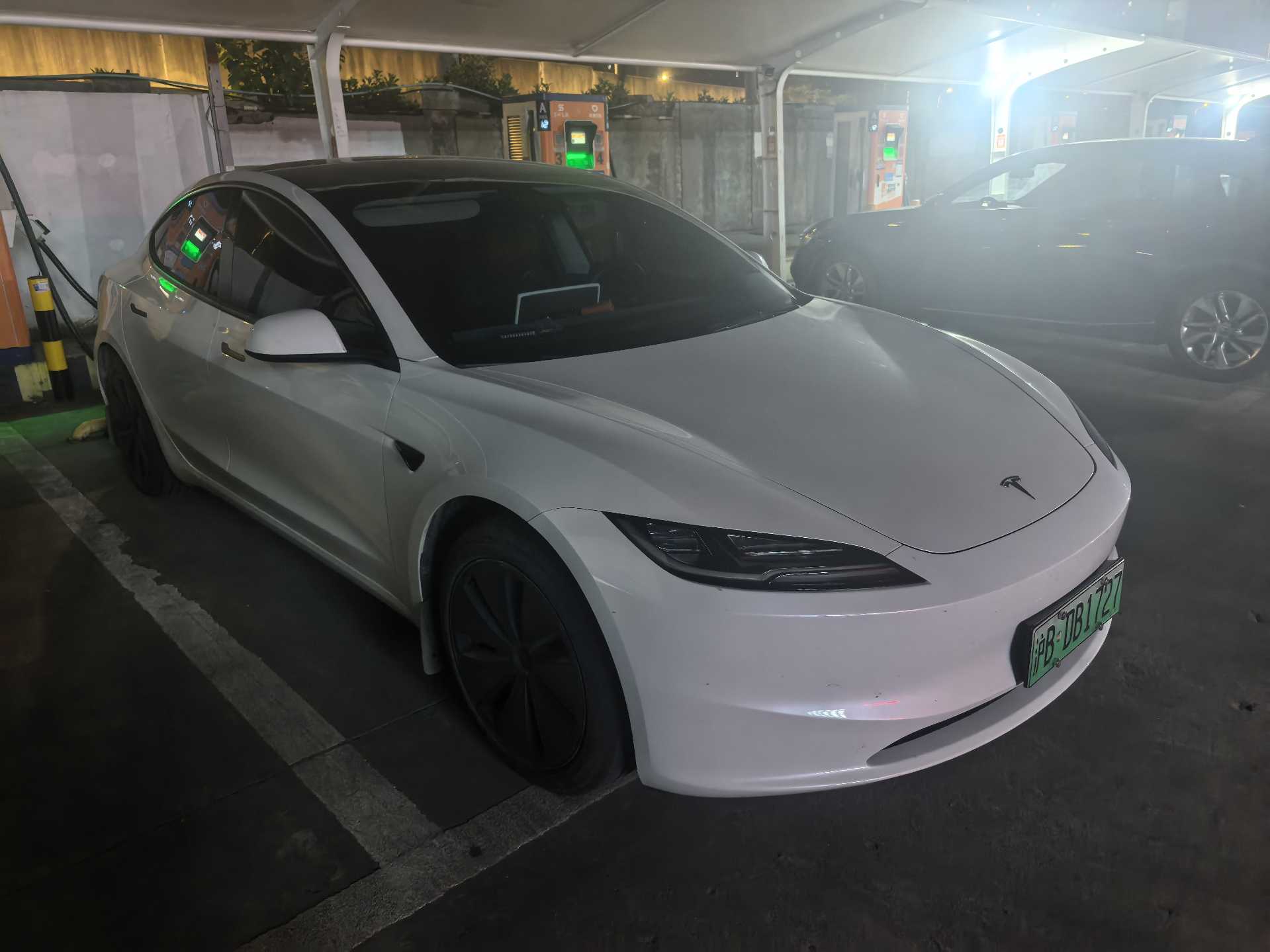 Tesla Model 3 2024 #3 Tesla Model 3 2024 car image #3