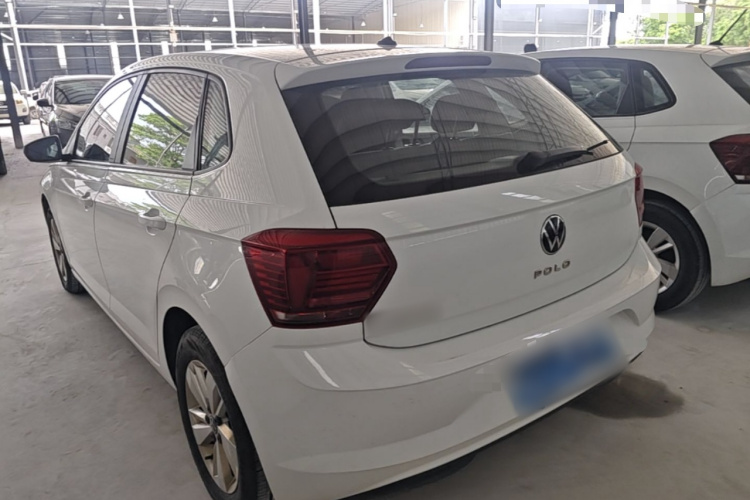 Volkswagen Polo 2023 car image #5