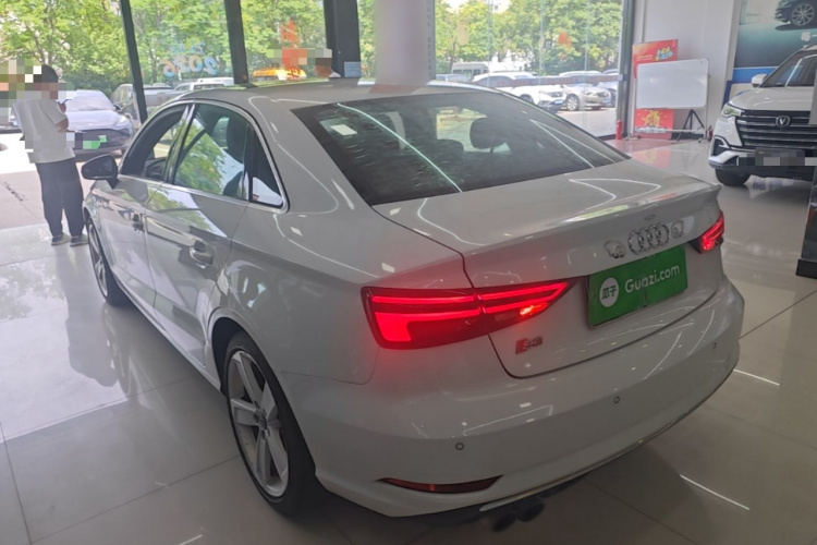 Audi A3 2017 car image #7