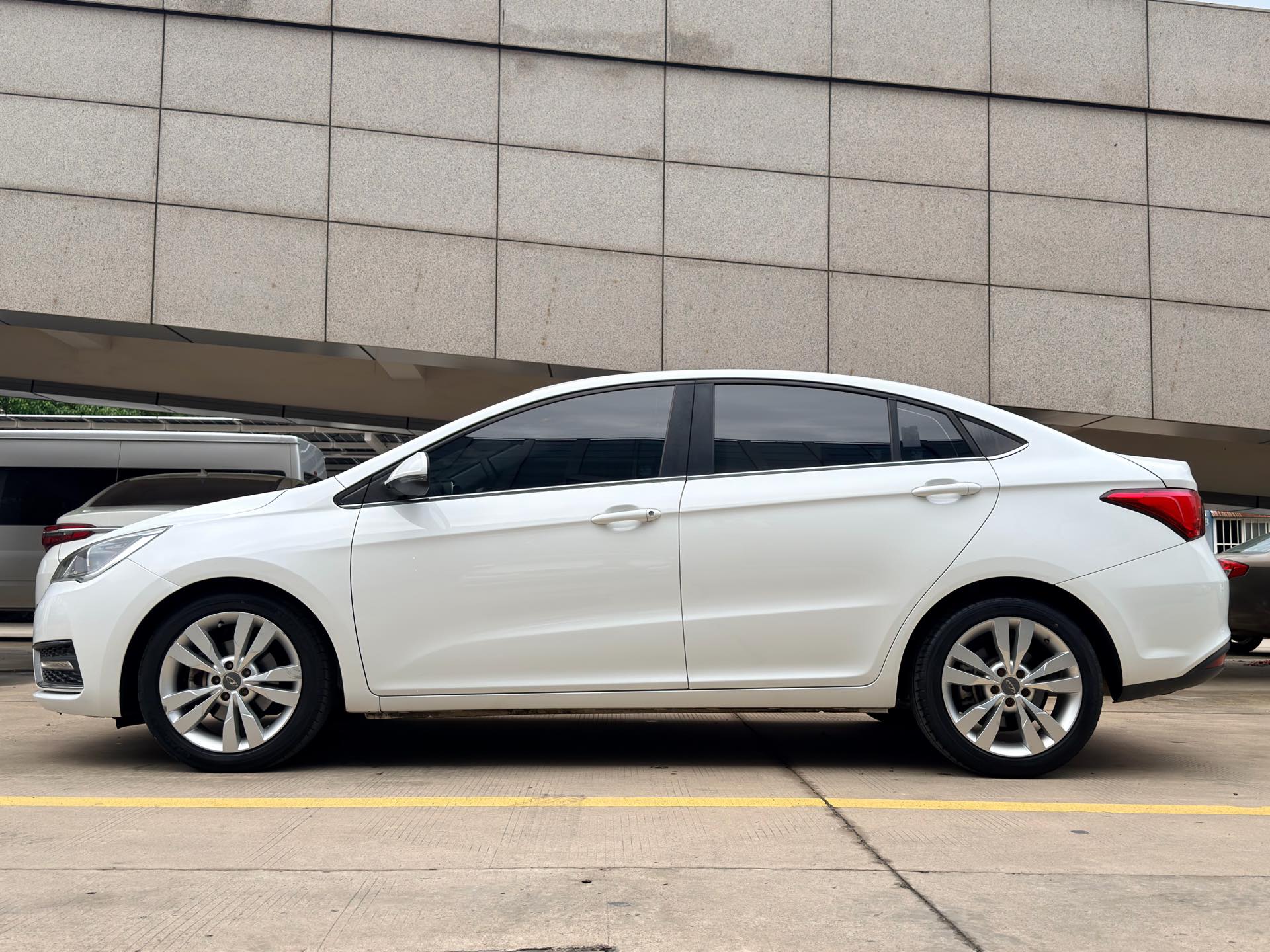 Chery Arrizo 5 2017 image de voiture #3