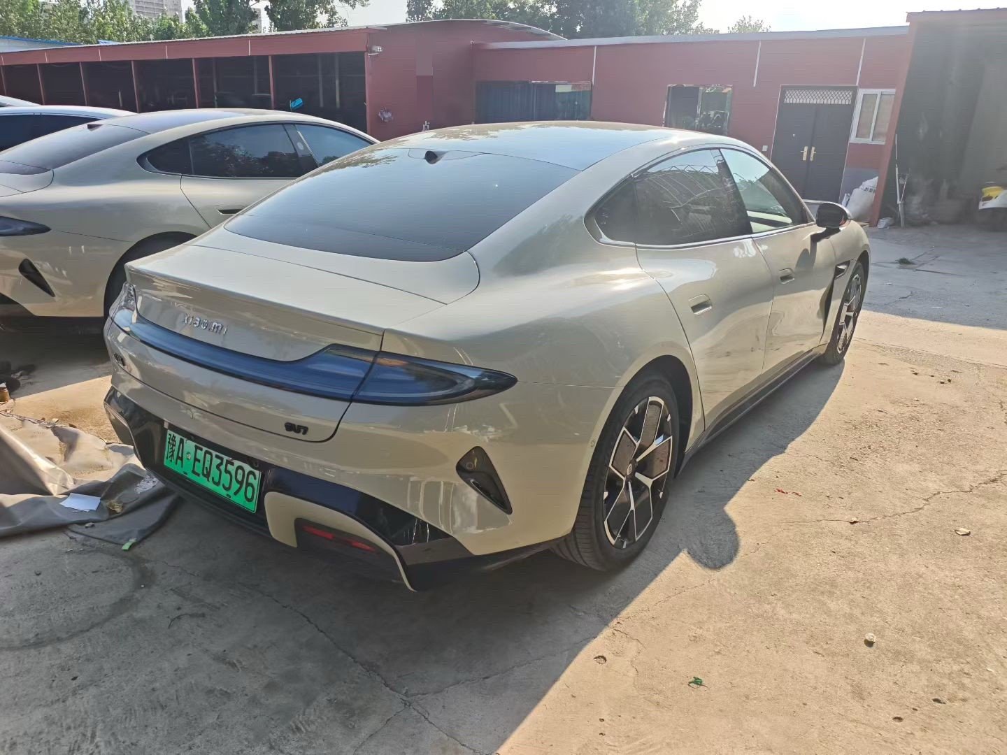 MI SU7 2025 car image #5