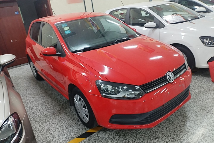 Volkswagen Polo 2018 car image #4