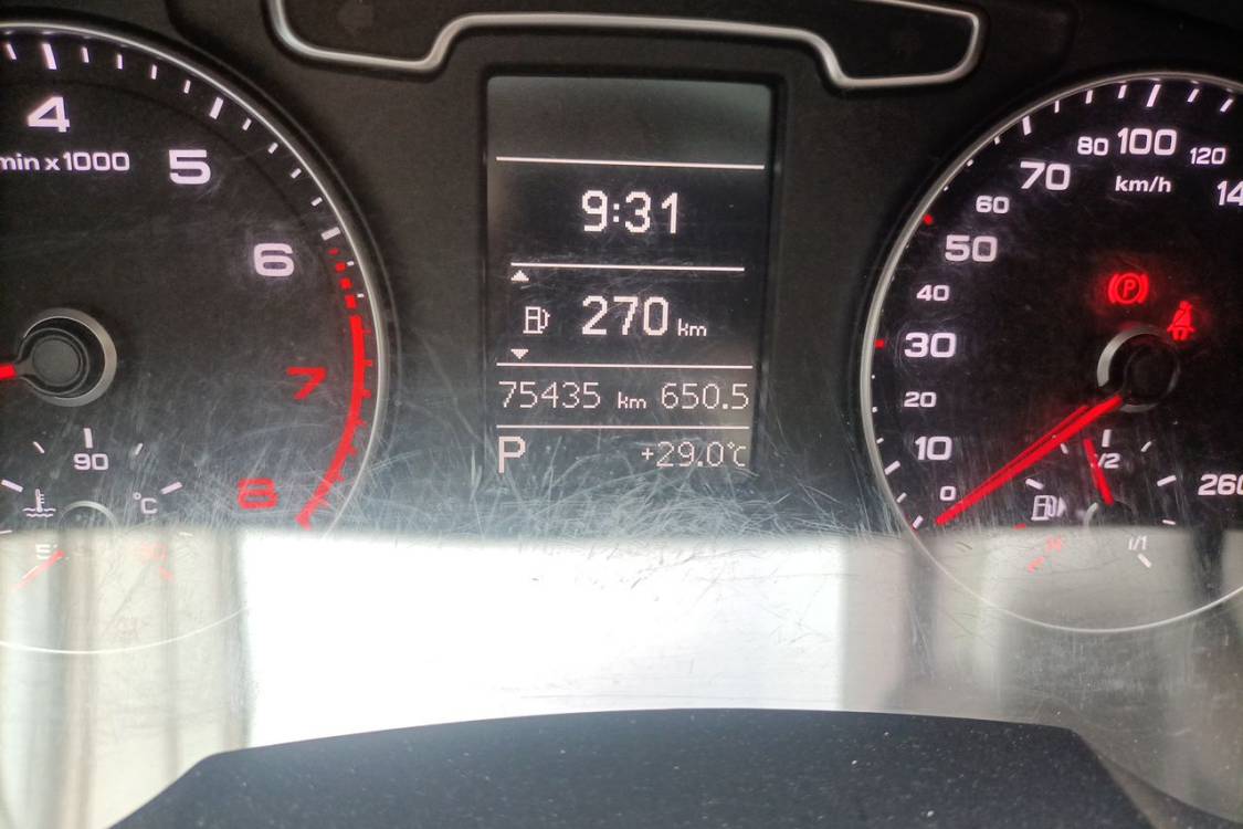 Audi Q3 2015 #25 Audi Q3 2015 car image #25
