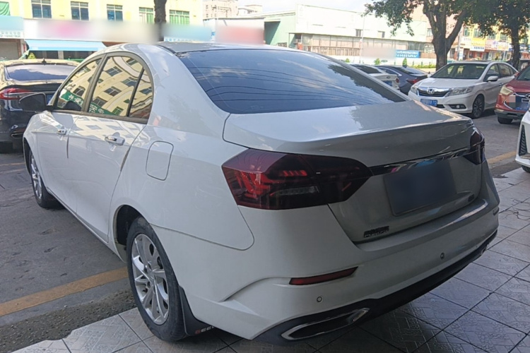 GEELY Emgrand 2022 #5 GEELY Emgrand 2022 car image #5