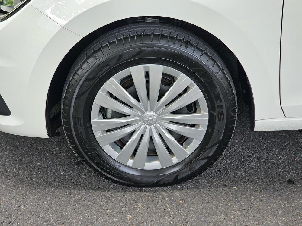 Volkswagen Santana 2021 car image #11