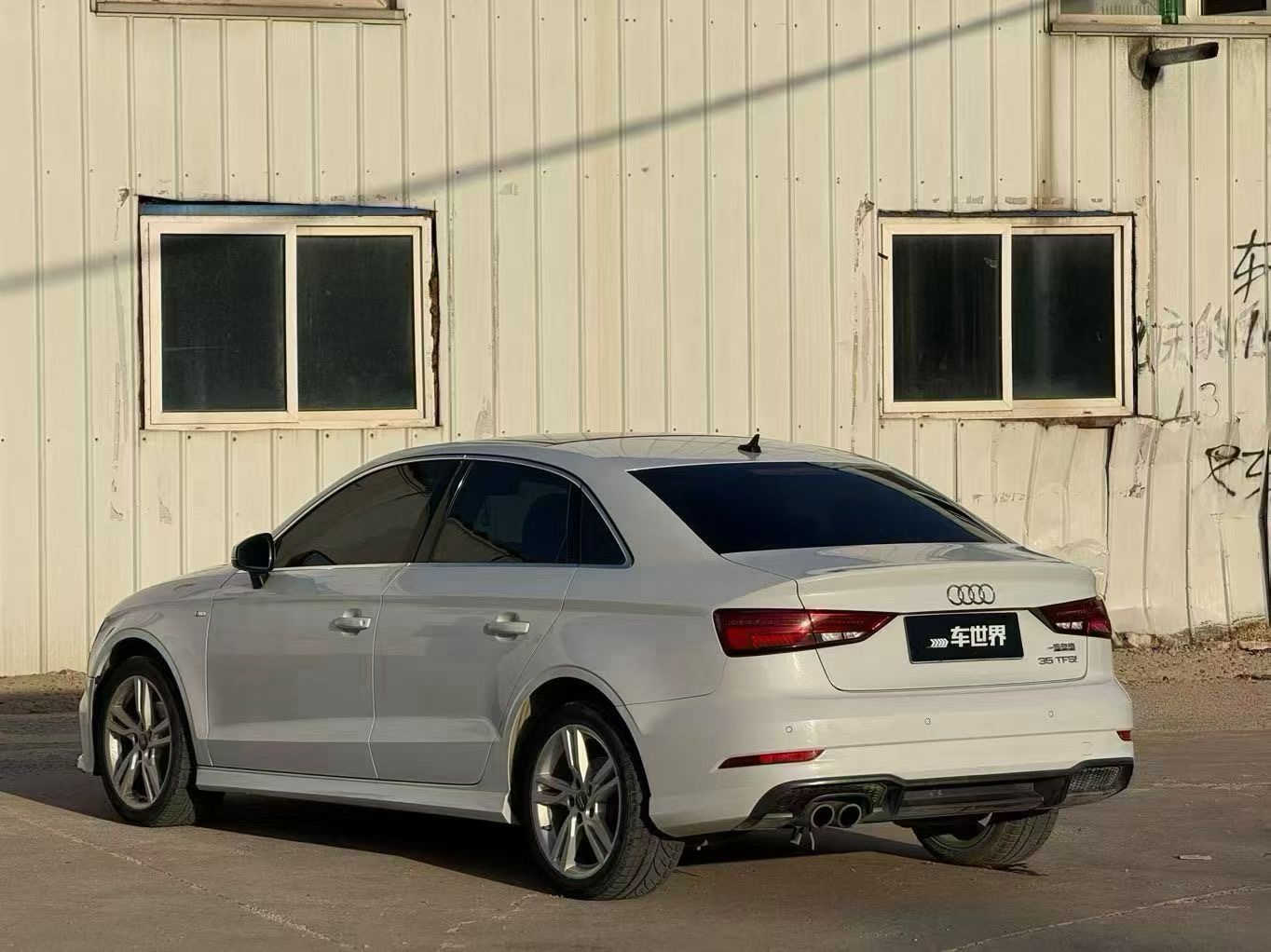 Audi A3 2019 car image #9
