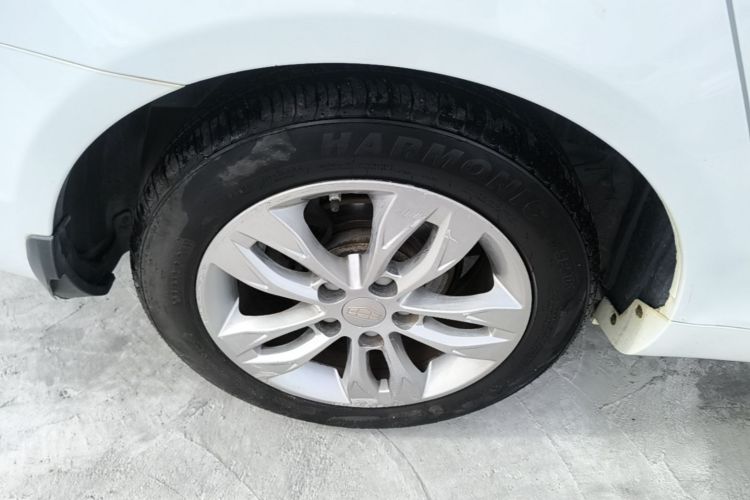 GEELY Emgrand 2016 #10 GEELY Emgrand 2016 car image #10