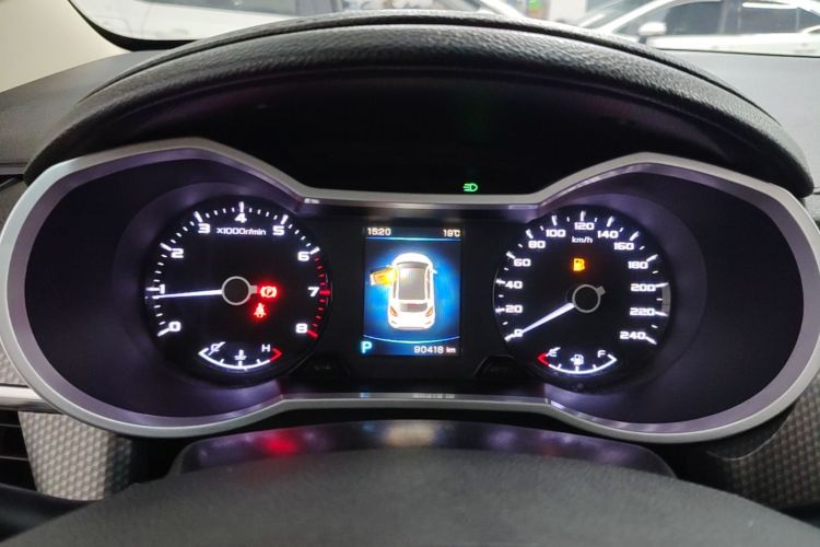 GEELY Emgrand GS 2016 car image #12