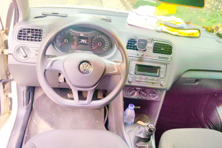 Volkswagen Polo 2016 #12 Volkswagen Polo 2016 car image #12