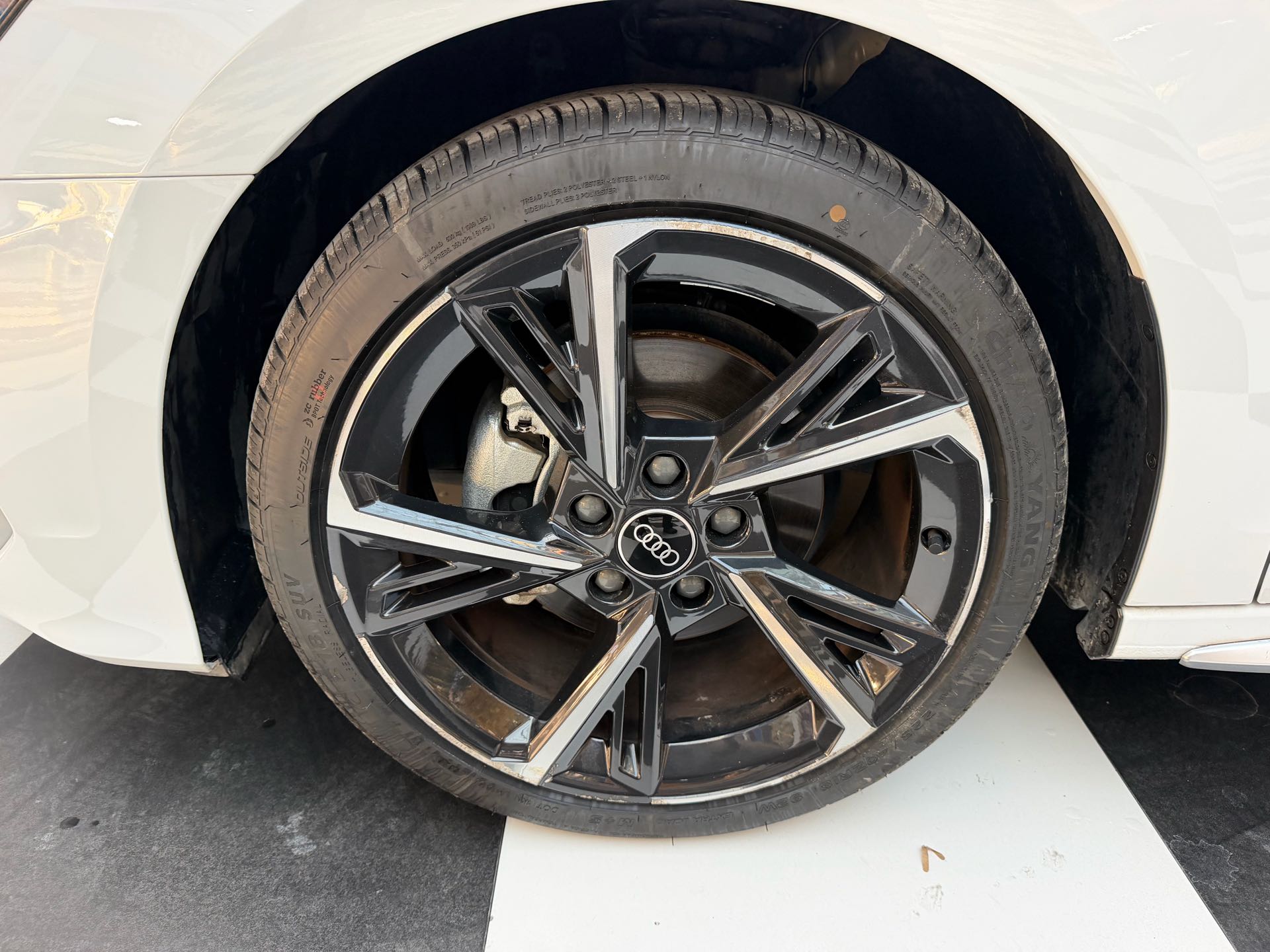 2023 car image #3