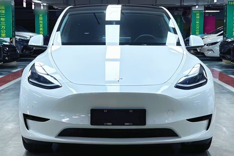 Tesla Model Y 2022 #24 Tesla Model Y 2022 immagine di auto #24