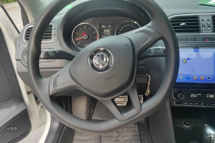 Volkswagen Polo 2015 #12 Volkswagen Polo 2015 car image #12