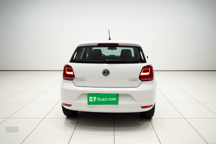 Volkswagen Polo 2016 car image #6