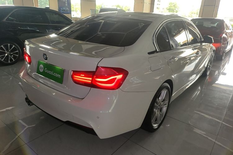 BMW 3 Series 2018 #5 BMW 3 Series 2018 car image #5
