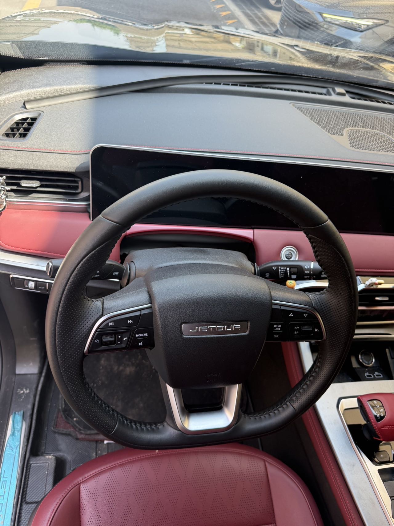 Jetour X70 PLUS 2024 car image #2