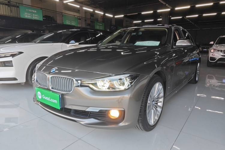 BMW 3 Series 2018 #2 BMW 3 Series 2018 car image #2
