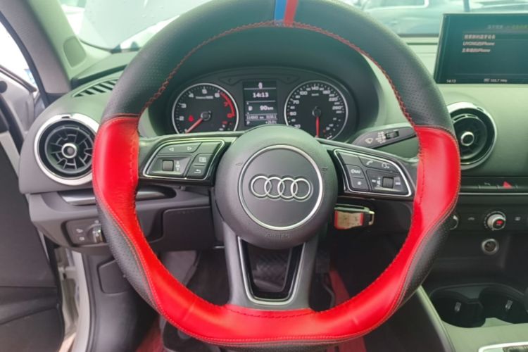 Audi A3 2019 immagine di auto #11