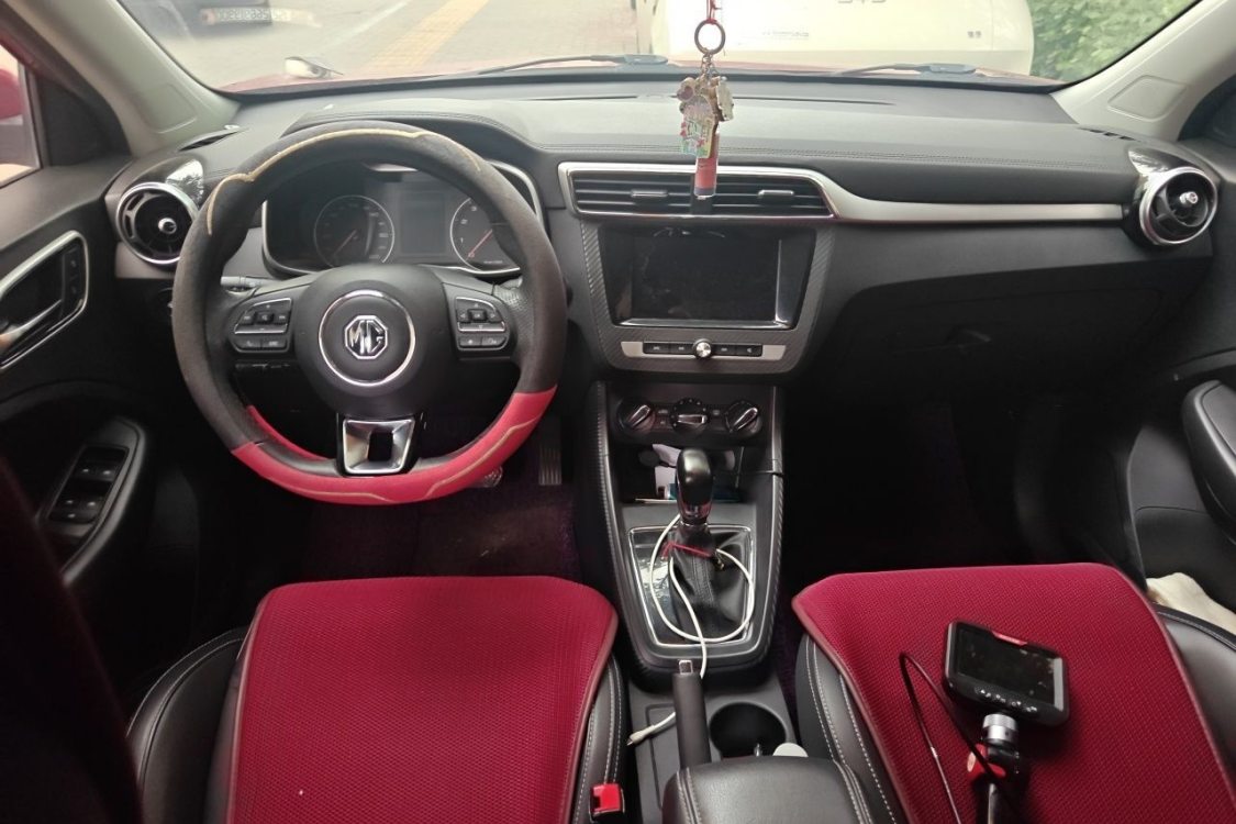 MG ZS 2018 #21 MG ZS 2018 car image #21