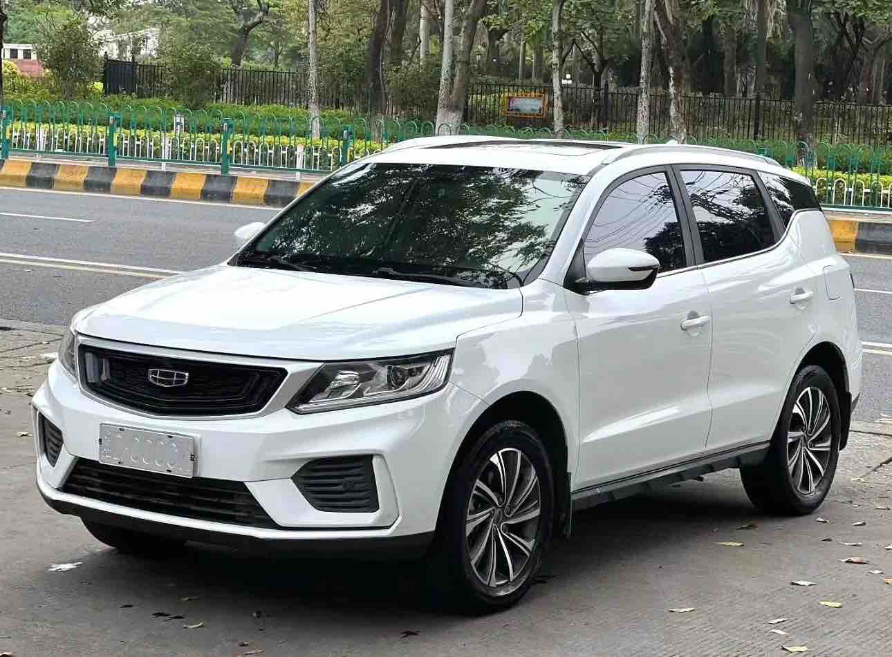 GEELY Vision X6 2021 car image 