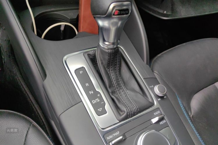 Audi A3 2018 immagine di auto #16